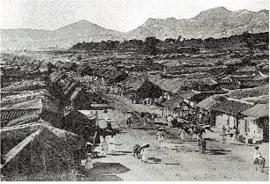 Центральная улица Сеула. 1895 г.